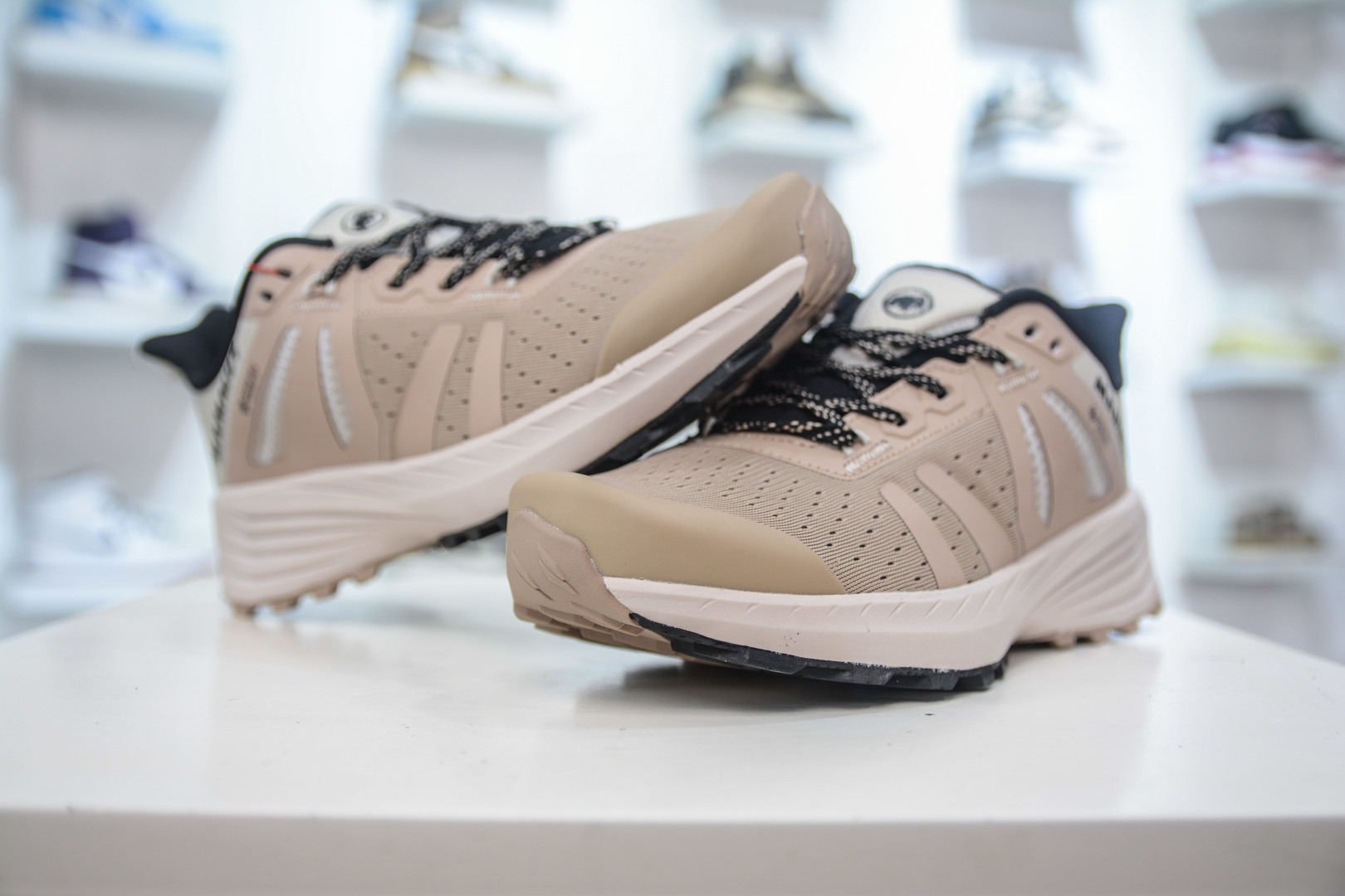 Mammut Saentis TR Low GTX Hiking Shoes - Breathable, Lightweight, and Durable 4 cmp i1756232592584 3356 0 3