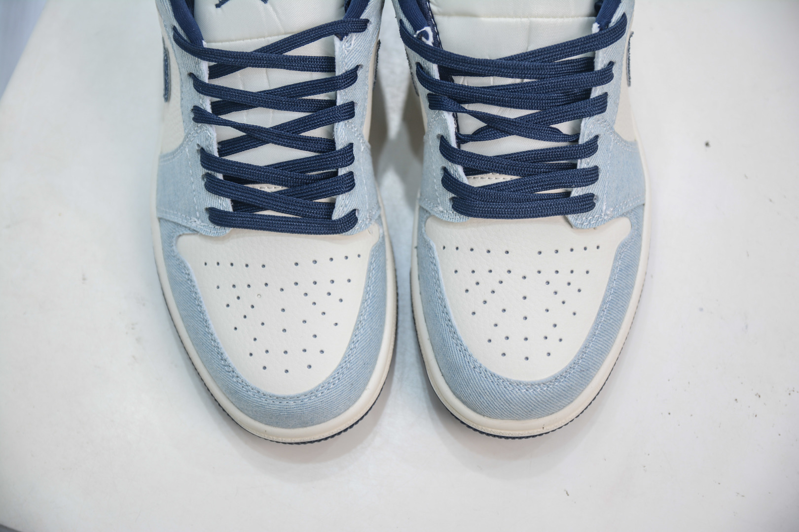 Dior x Air Jordan 1 Low Denim - Premium Leather, Cushioned Insole, Stylish Sneakers 10 cmp i1756317772381 6845 0 8