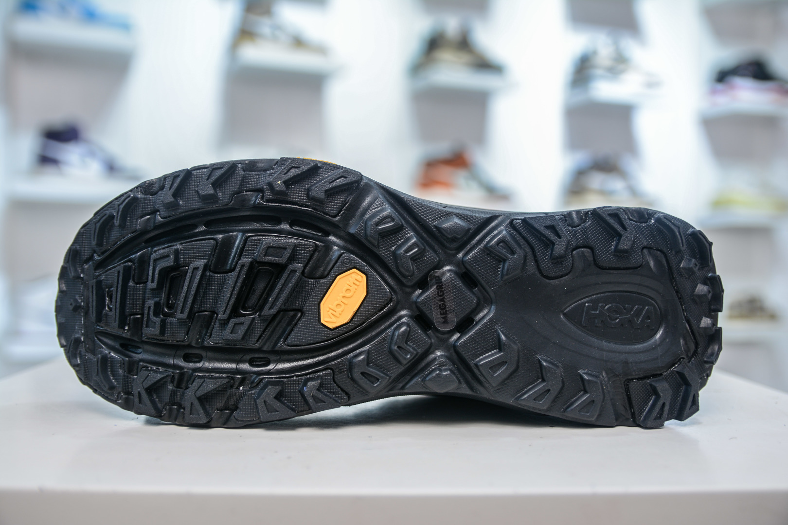 Hoka Mafate Three 2: Lightweight Trail Running Shoes with Vibram Outsole 5 cmp i1756317968211 401 0 4