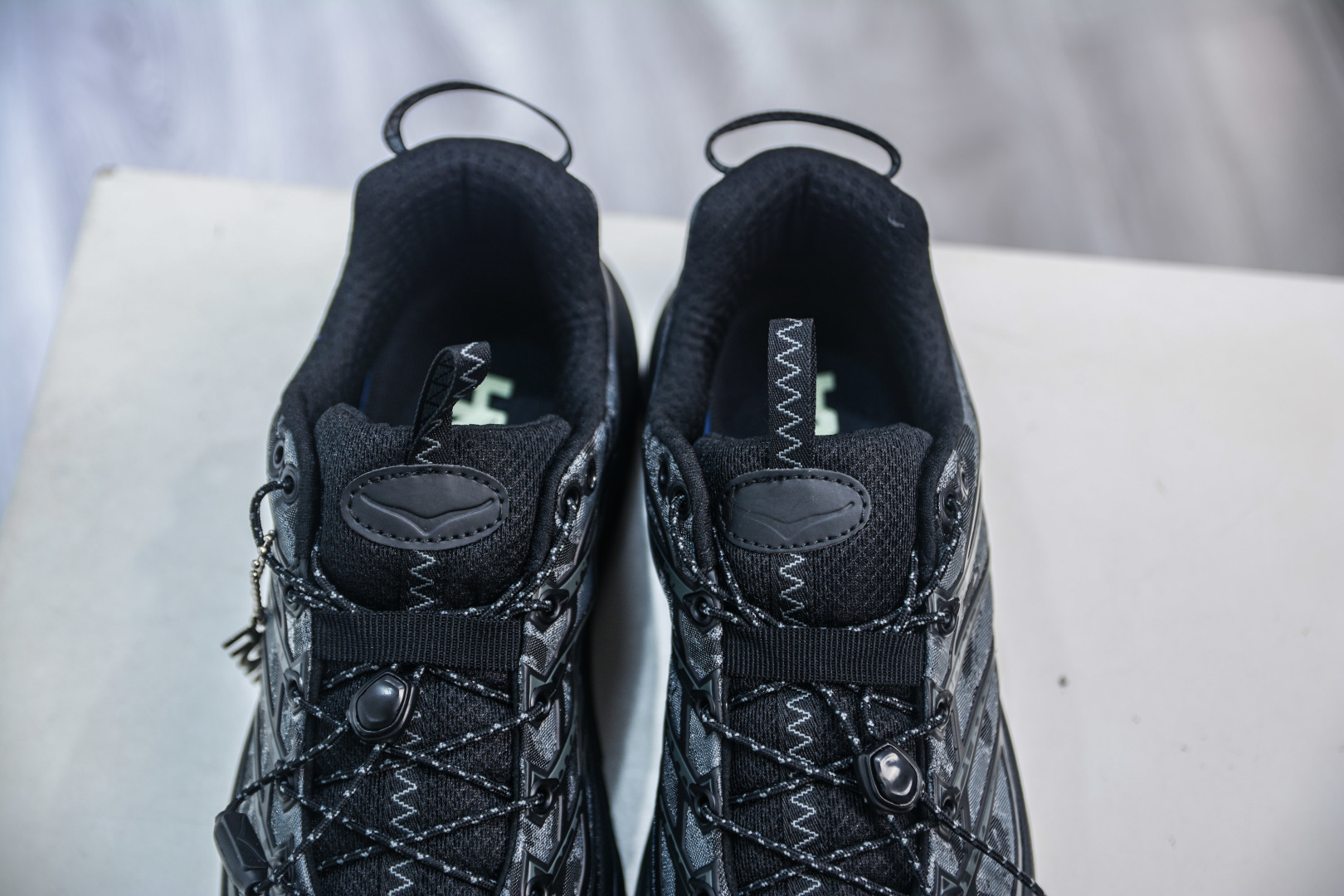 Hoka Mafate Three 2: Lightweight Trail Running Shoes with Vibram Outsole 8 cmp i1756317969066 1723 0 7