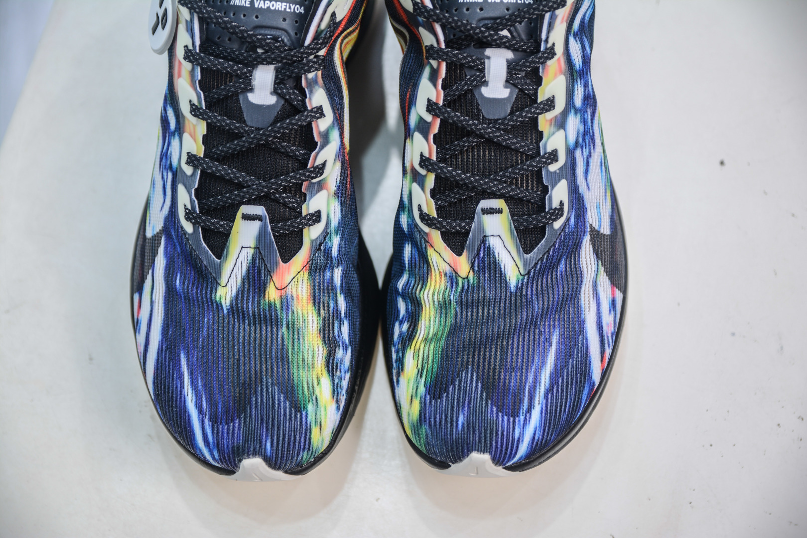 Nike Zoom Vaporfly Next% Marathon Running Shoes - Black/White/Rainbow 32 cmp i1756318162588 520 0 8