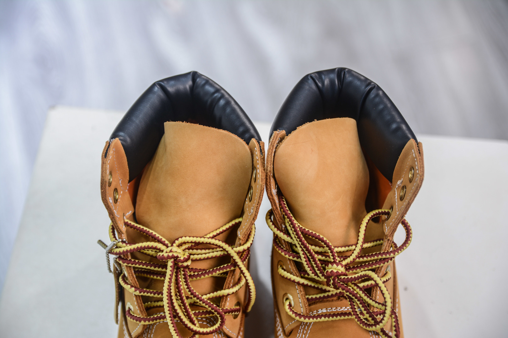 Timberland Classic High-Top Boots for Men and Women - Premium Waterproof Leather 8 cmp i1756318349250 8467 0 7