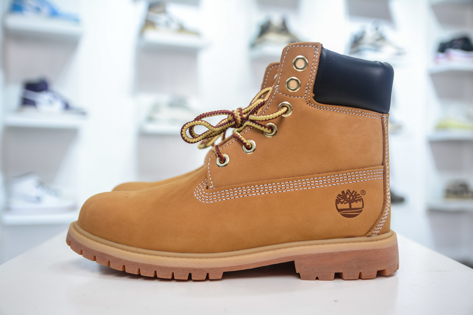Timberland Classic High-Top Boots for Men and Women - Premium Waterproof Leather 1 cmp i1756318350304 4950 0 0