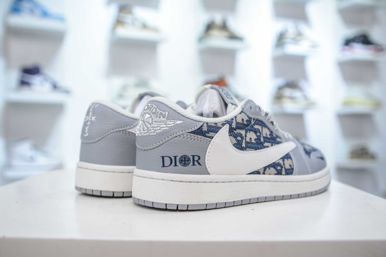 TS x Air Jordan x DIOR AJ1 Low 倒钩低帮迪奥联名-经典灰花纹 DZ5899-004