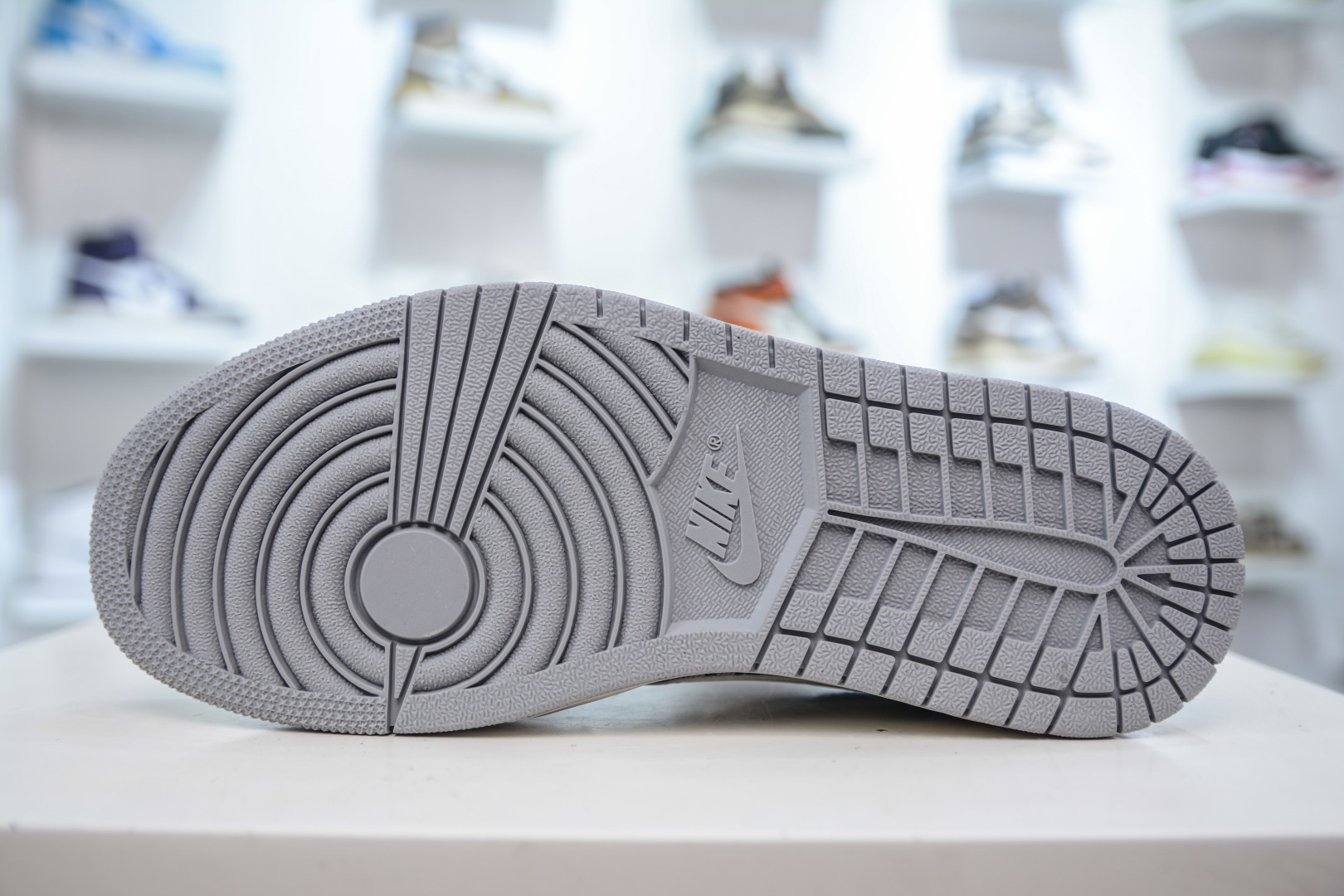 TS x Air Jordan x DIOR AJ1 Low 倒钩低帮迪奥联名-经典灰花纹 DZ5899-004