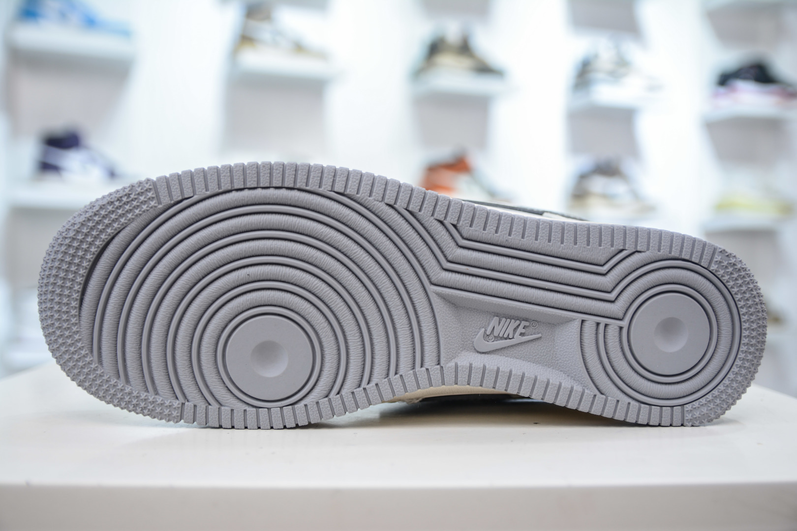 NIke Air Force 1 x Supreme SUP联名-涂鸦米灰勾 QW5606-272