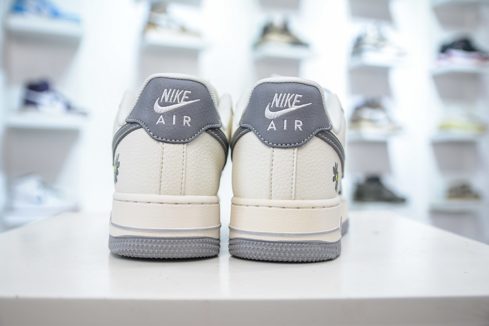 NIke Air Force 1 x Supreme SUP联名-涂鸦米灰勾 QW5606-272