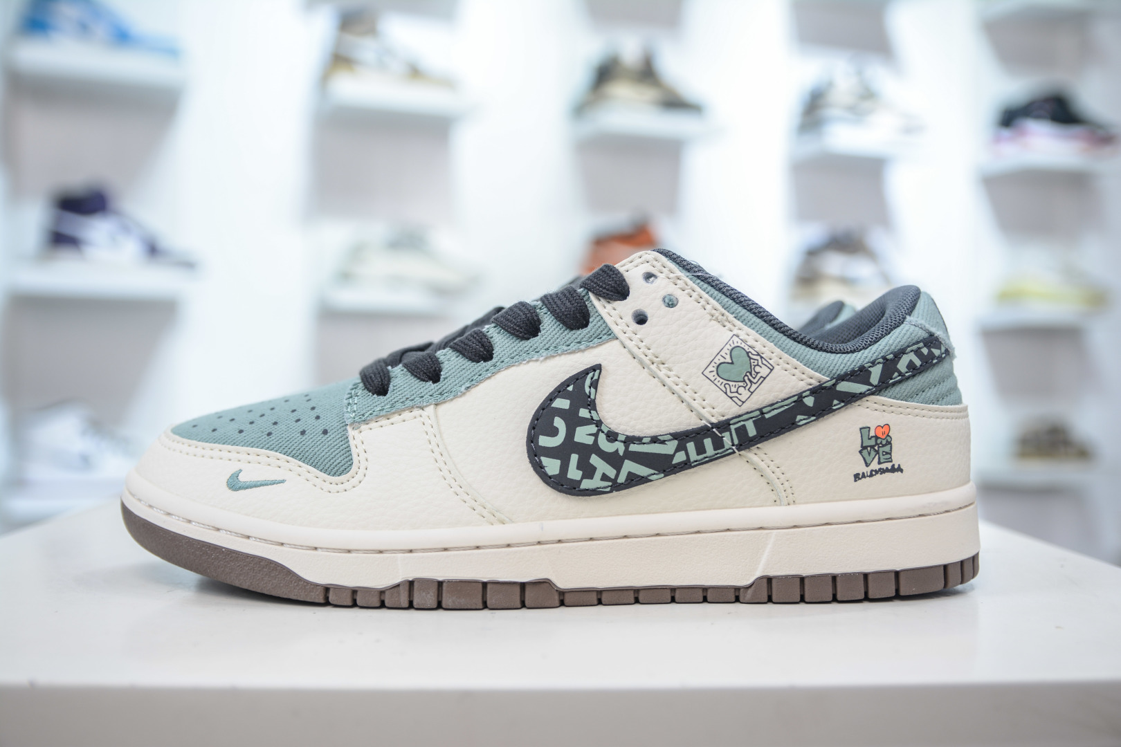Nike SB Dunk Low x Balenciaga White Green Canvas - Premium Quality 1 cmp i1756499945485 9286 0 0