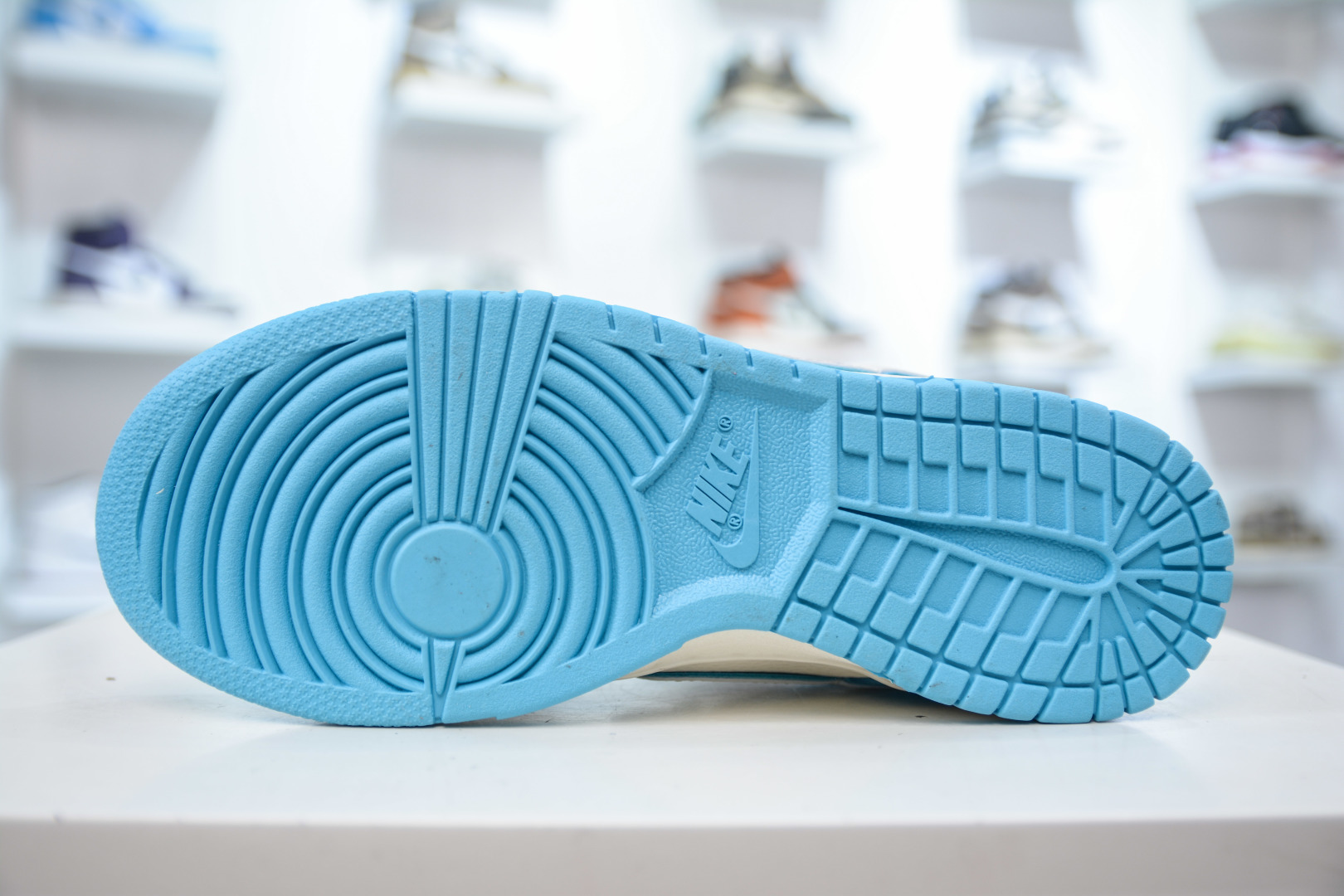 Nike SB Dunk Low x Labubu 'Daylight Blue' Premium Leather Sneakers 6 cmp i1756500003872 4914 0 4