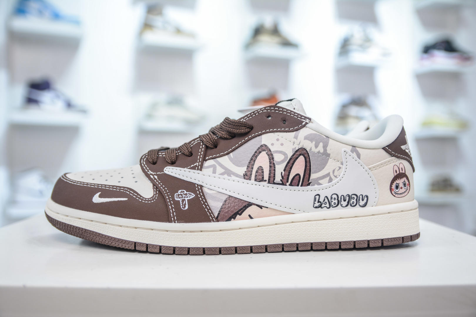 Air Jordan 1 Low X LABUBU Brown/White: Original Factory Cushion & Leather 2 cmp i1756500358470 5980 0 0