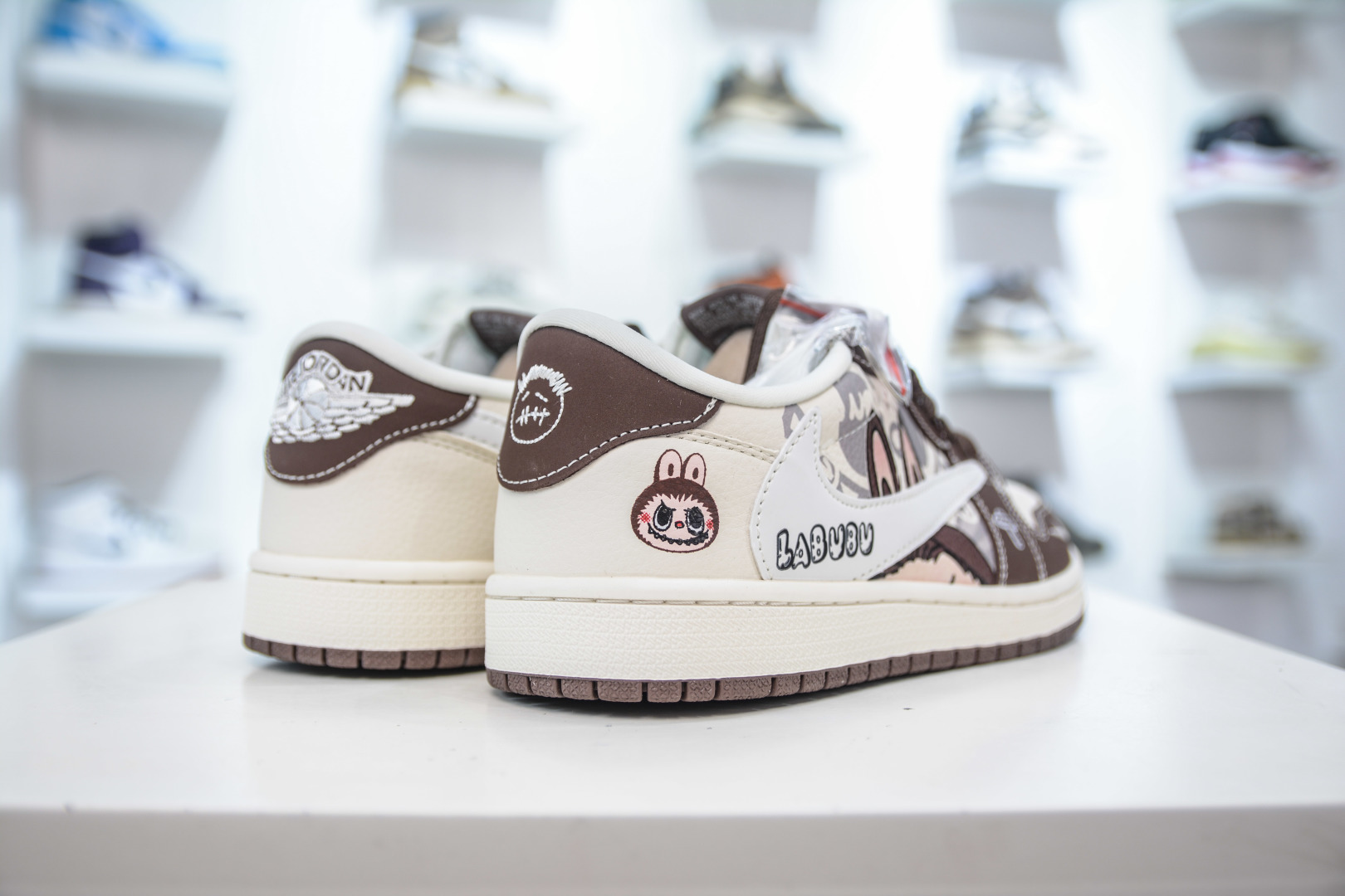 Air Jordan 1 Low X LABUBU Brown/White: Original Factory Cushion & Leather 7 cmp i1756500359597 5266 0 5