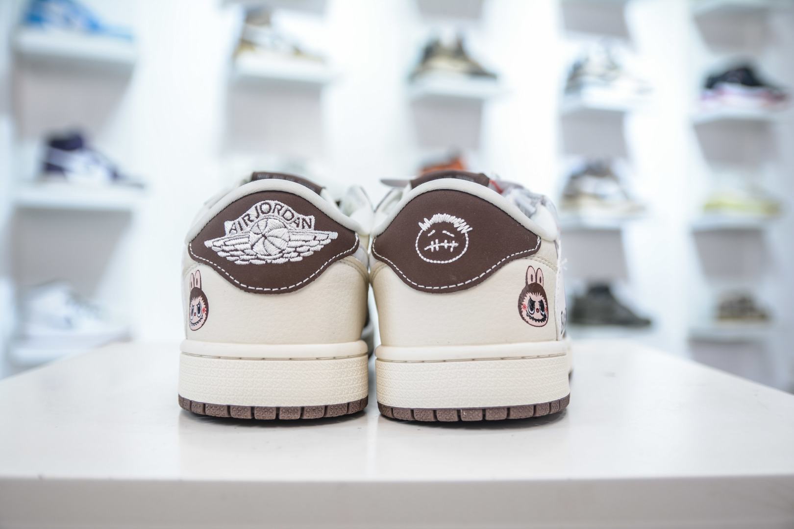 Air Jordan 1 Low X LABUBU Brown/White: Original Factory Cushion & Leather 3 cmp i1756500359597 5499 0 1