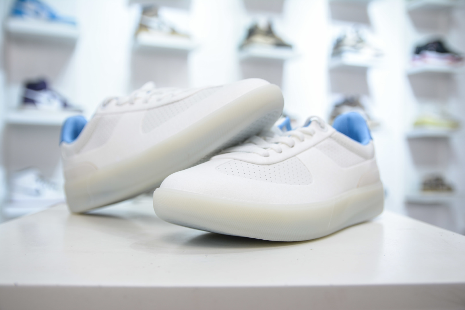 Lululemon Cityverse: Minimalist, Shock-Absorbing & Durable Low-Top Lifestyle Shoes 4 cmp i1756500512320 171 0 3