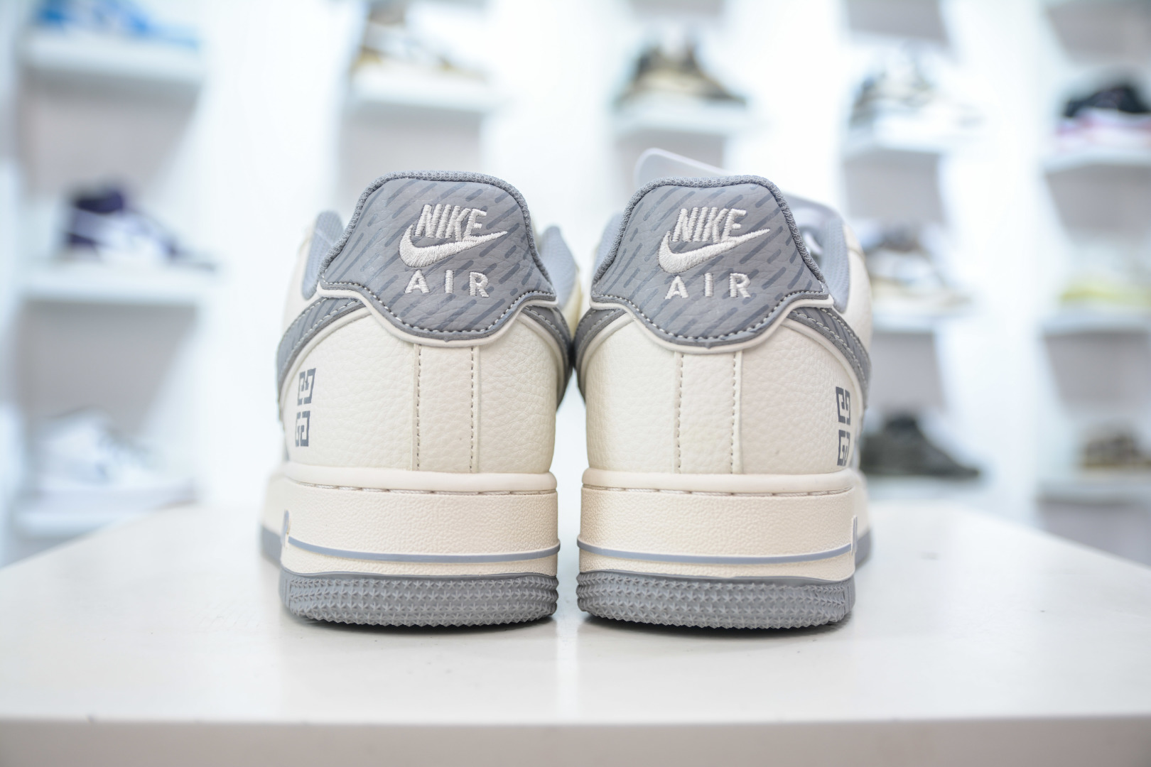 Nike Air Force 1 x Givenchy Collab White Gray Low-Top Sneaker 2 cmp i1756578234573 5082 0 1