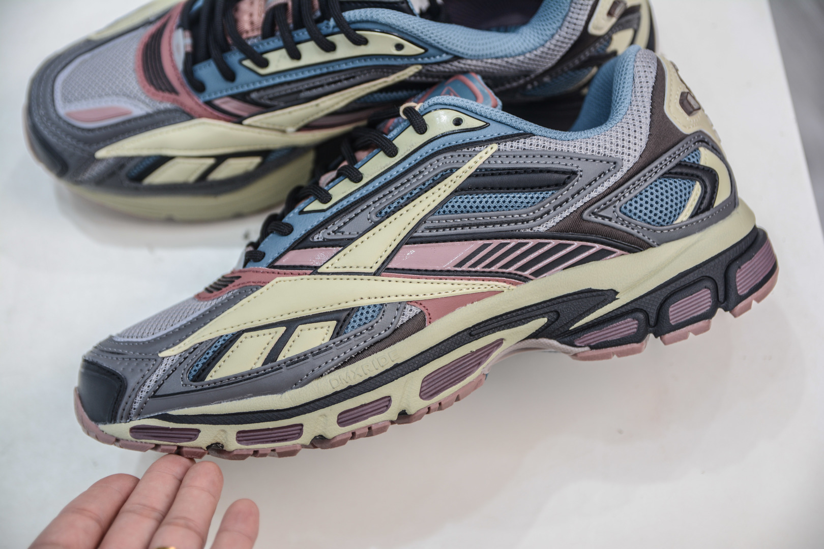 Reebok Premier Road Ultra Sneakers: Futuristic Design & Ultimate Comfort 8 cmp i1756578461618 2202 0 6