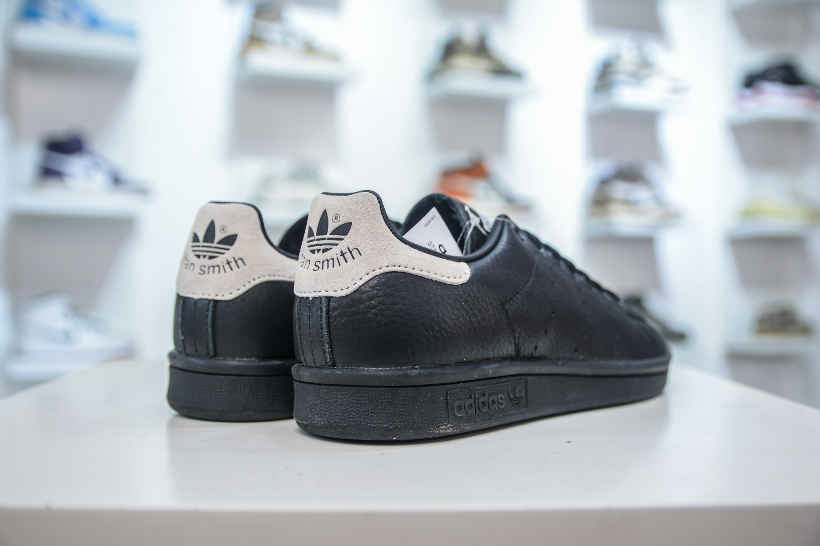 Adidas Originals Stan Smith Black Leather Retro Fashion Sneakers - Classic Style 6 cmp i1756578741974 0 0 5