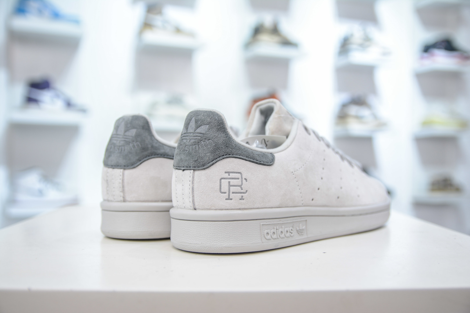Adidas Originals Stan Smith Reigning Champ Collaboration - Retro Style 6 cmp i1756578805882 4256 0 5