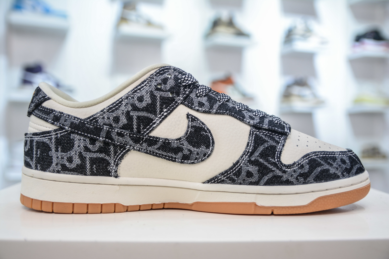 Nike SB Dunk Low x DIOR - White/Black Denim Gum Sole - Premium Quality 4 cmp i1756578996302 5691 0 2