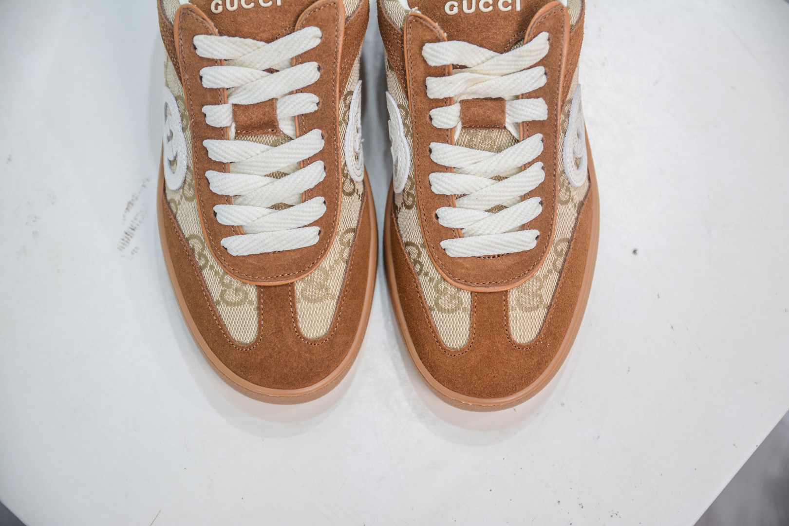 Gucci G75 Round Toe Lace-Up Sneakers in Beige and Brown Suede 10 cmp i1756657964741 2647 0 8