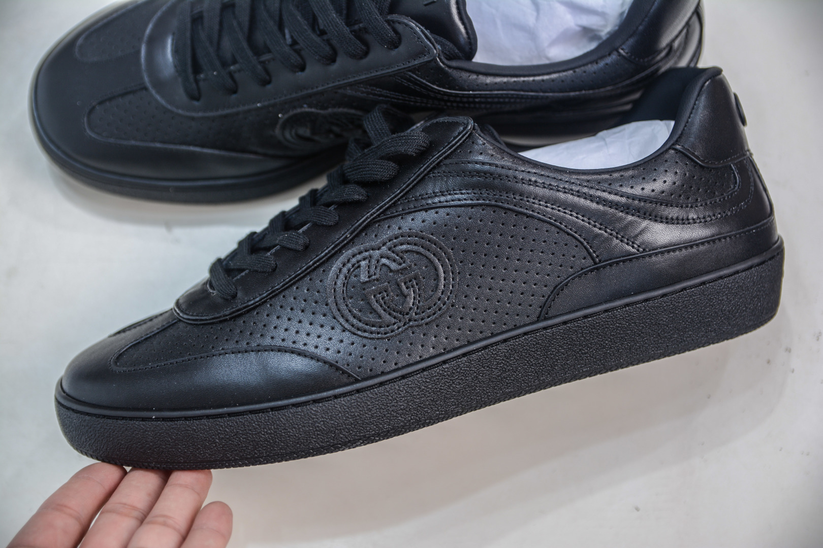 Gucci G75 Round Toe Lace-Up Sneakers in Black Leather with GG Logo 8 cmp i1756658038262 4980 0 6