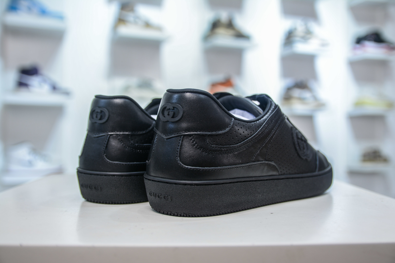Gucci G75 Round Toe Lace-Up Sneakers in Black Leather with GG Logo 7 cmp i1756658038273 2675 0 5