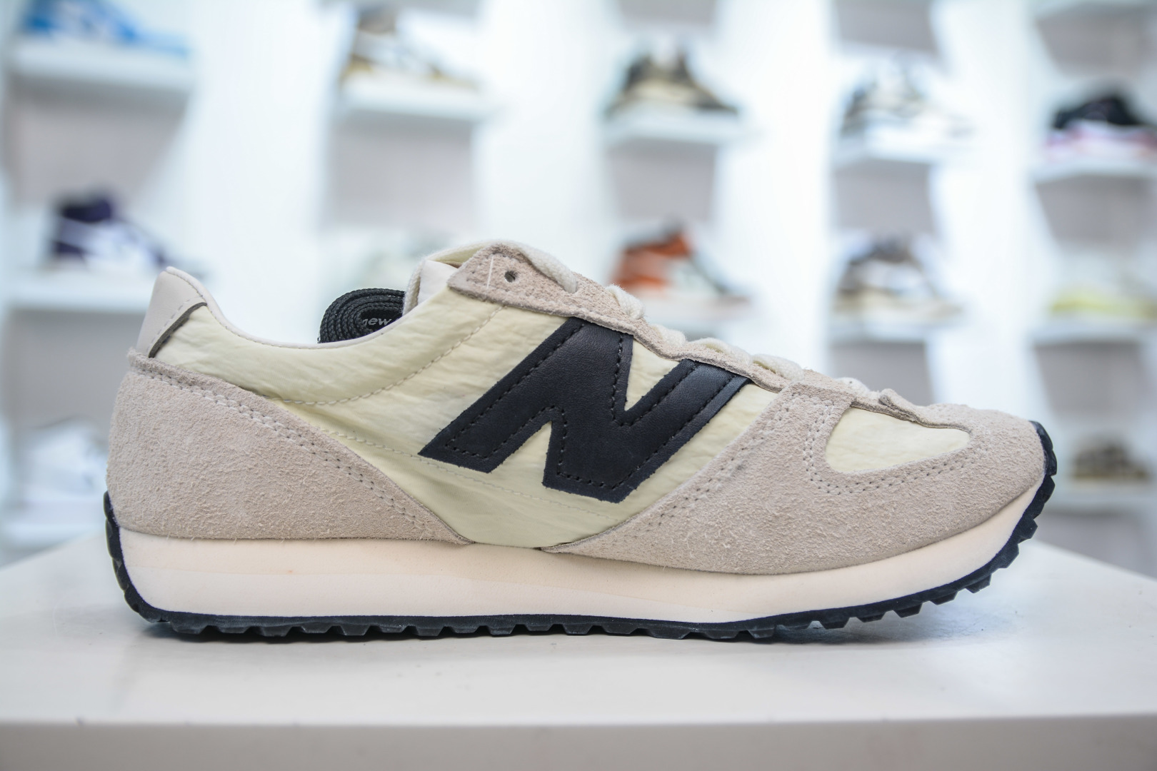 New Balance U471AM Low-Top Sneakers: Lightweight, Breathable, and Comfortable 3 cmp i1756659893538 5252 0 2