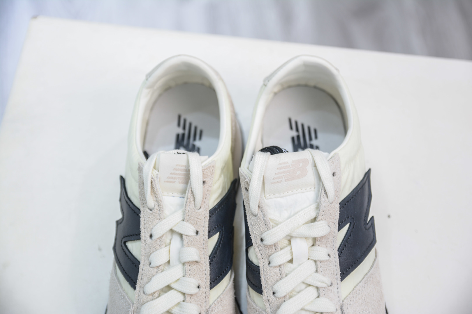New Balance U471AM Low-Top Sneakers: Lightweight, Breathable, and Comfortable 8 cmp i1756659894451 3315 0 7