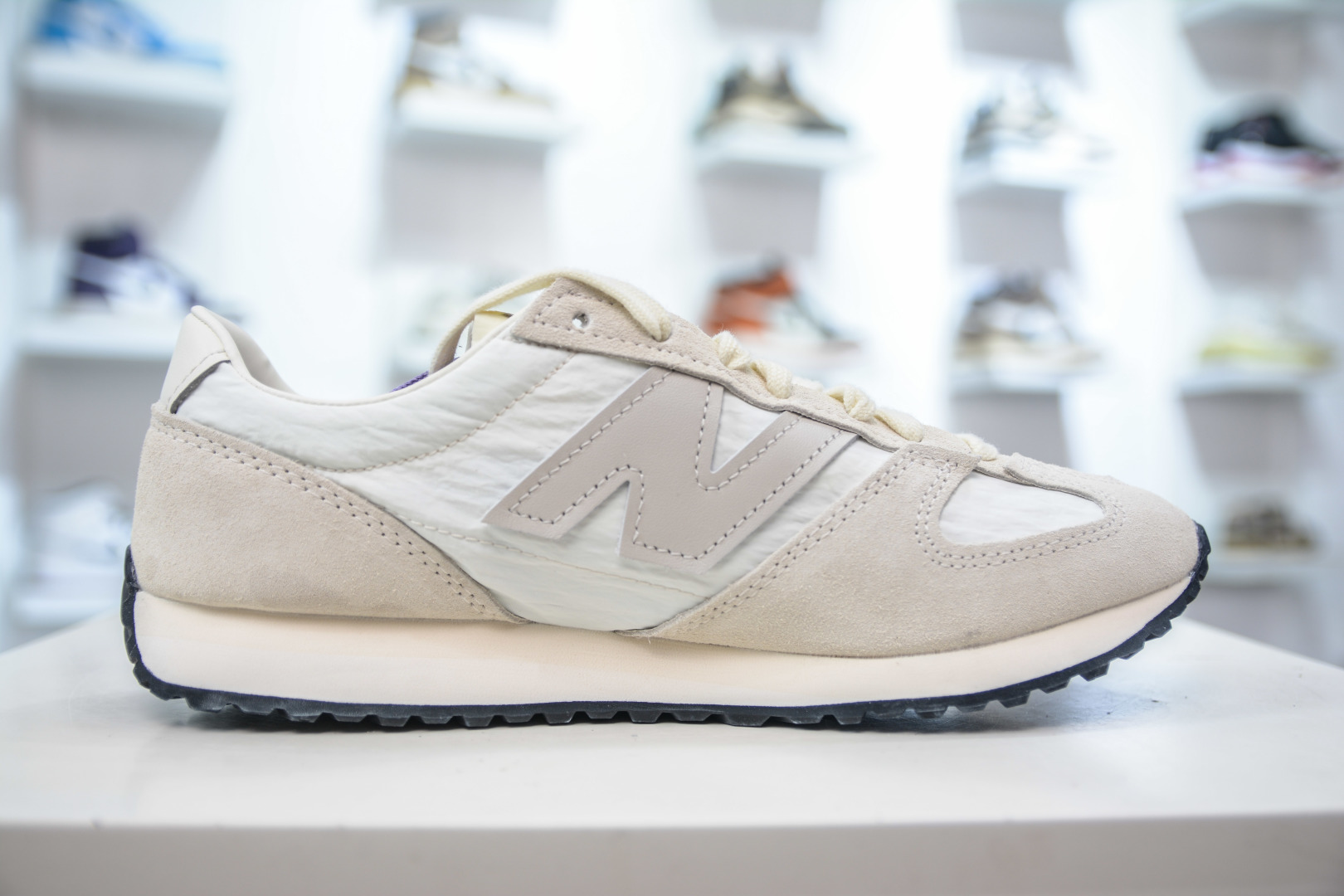 New Balance U471 Lifestyle Sneakers - Breathable, Lightweight, and Durable 3 cmp i1756659958650 701 0 2