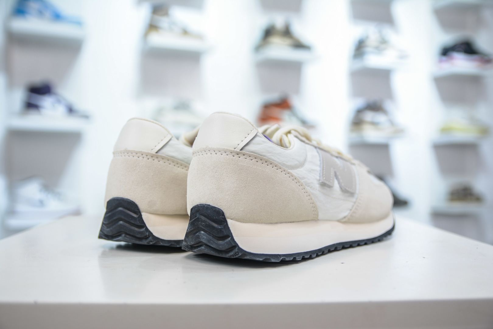 New Balance U471 Lifestyle Sneakers - Breathable, Lightweight, and Durable 6 cmp i1756659959587 9030 0 5