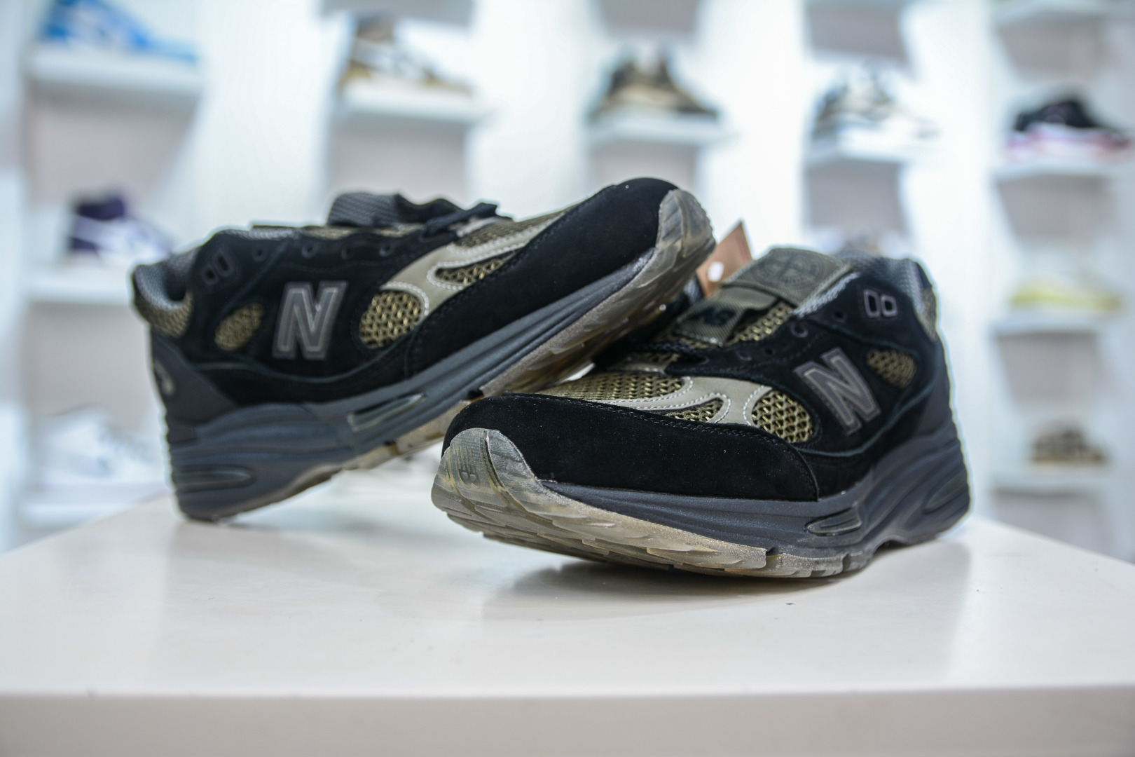 Stone Island x New Balance NB991V2 Retro Running Shoes - Black Olive Green 5 cmp i1756660027336 2947 0 3