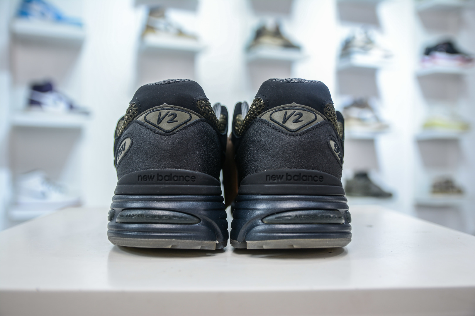 Stone Island x New Balance NB991V2 Retro Running Shoes - Black Olive Green 3 cmp i1756660027337 8005 0 1