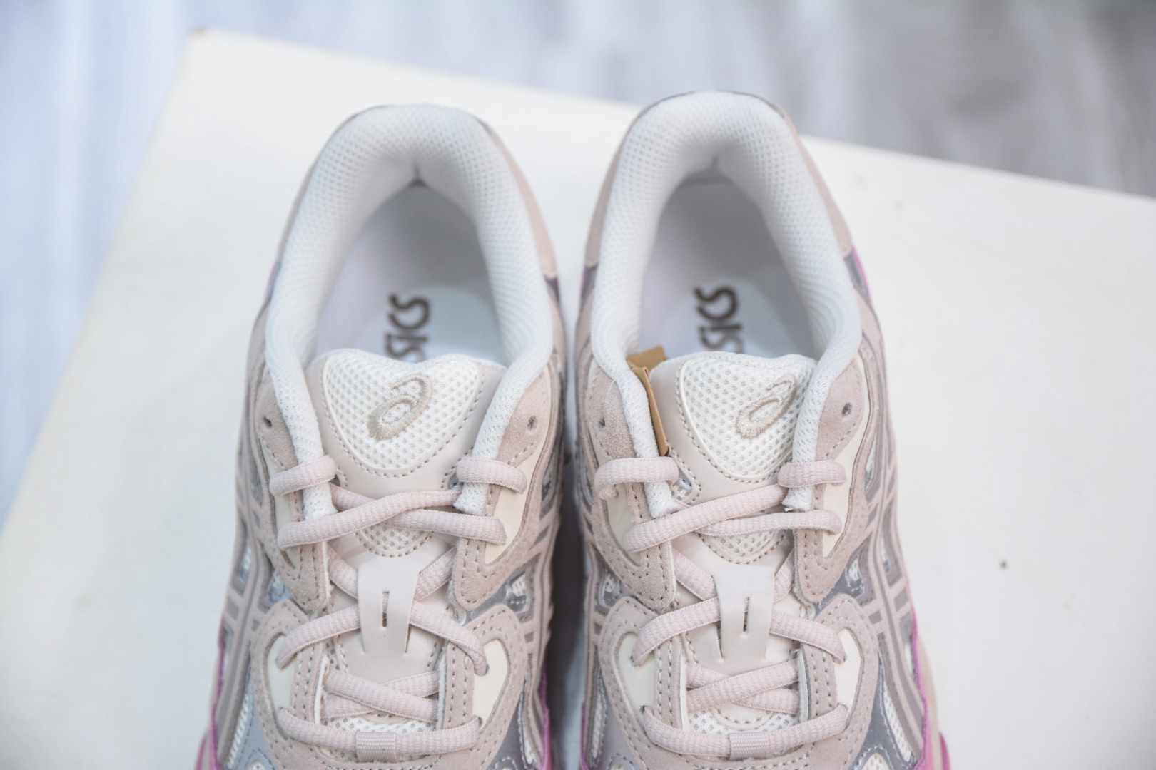 Asics GEL-NYC Women's Running Shoes, Low Top, Cushioned, Durable, Breathable 8 cmp i1756660150586 8636 0 7