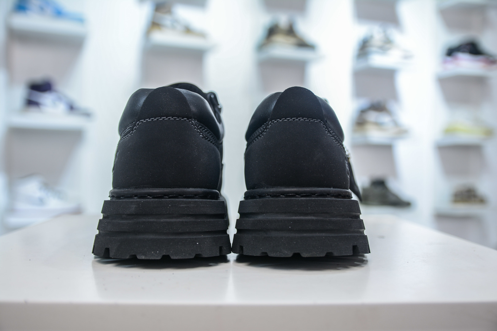 Timberland 25ss Classic Low Top Shoes - Reimagined Comfort and Style 3 cmp i1756835415738 4336 0 1