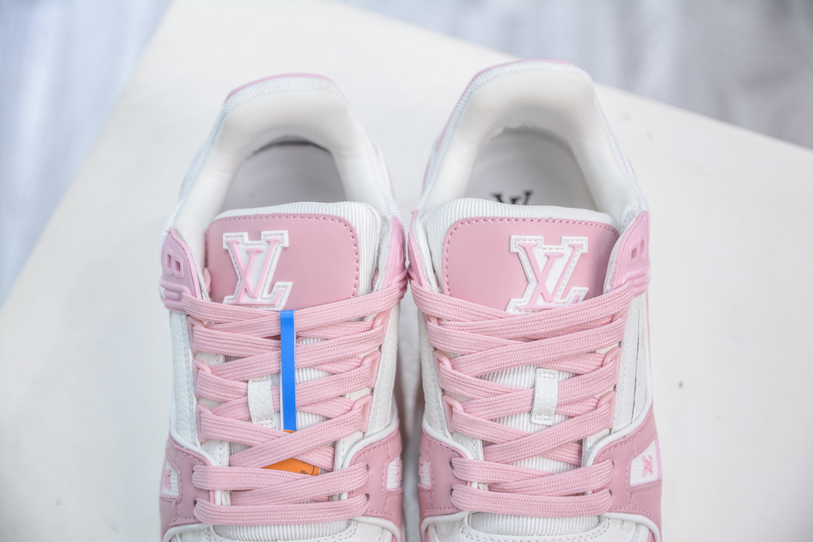 Louis Vuitton Trainer Sneaker White/Pink,Fashion Show Sneaker, Size 36-40 8 cmp i1756835492489 3444 0 7