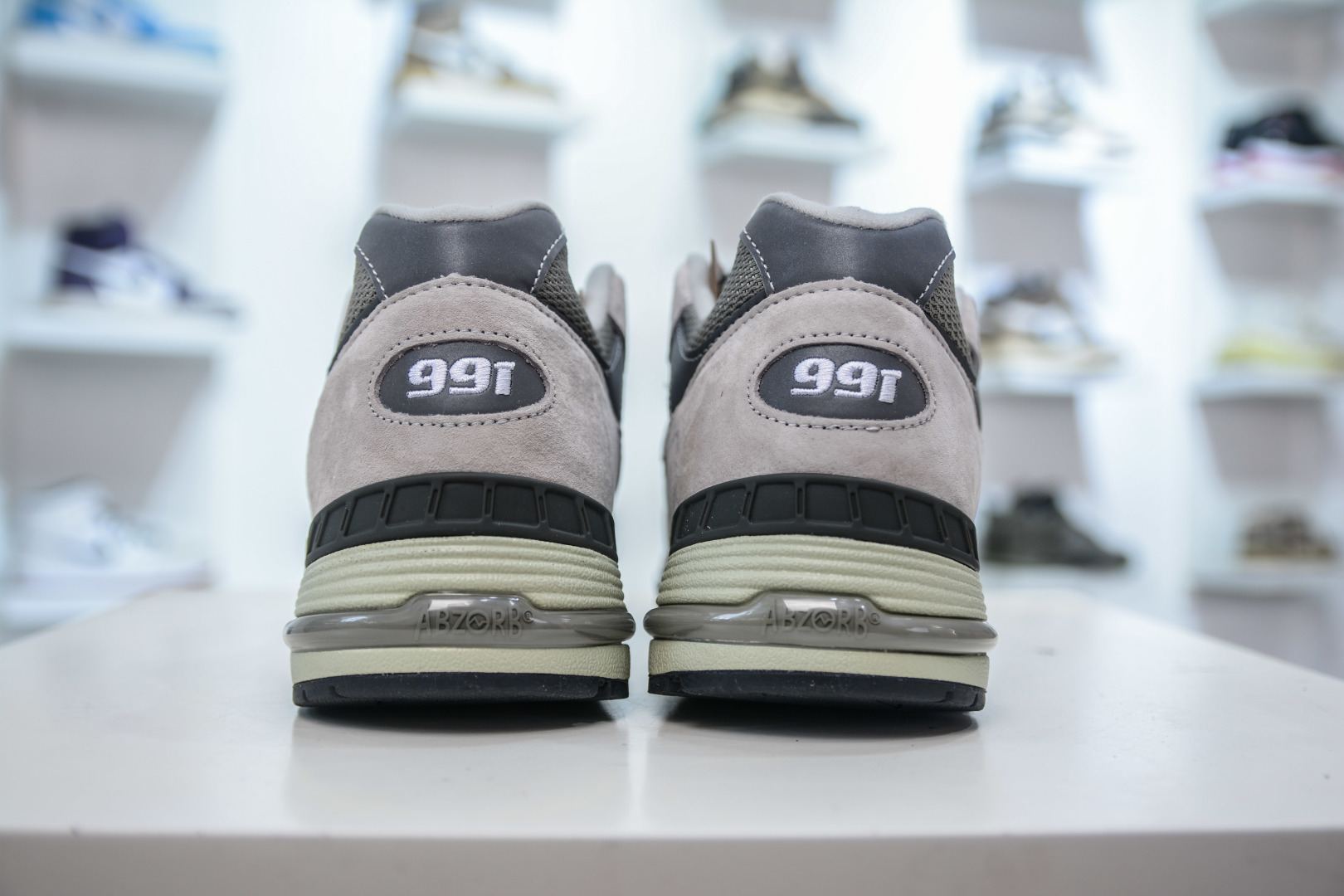 New Balance 991v2 Gray Retro Running Shoes - Premium Comfort and Style 3 cmp i1756835714261 4252 0 1