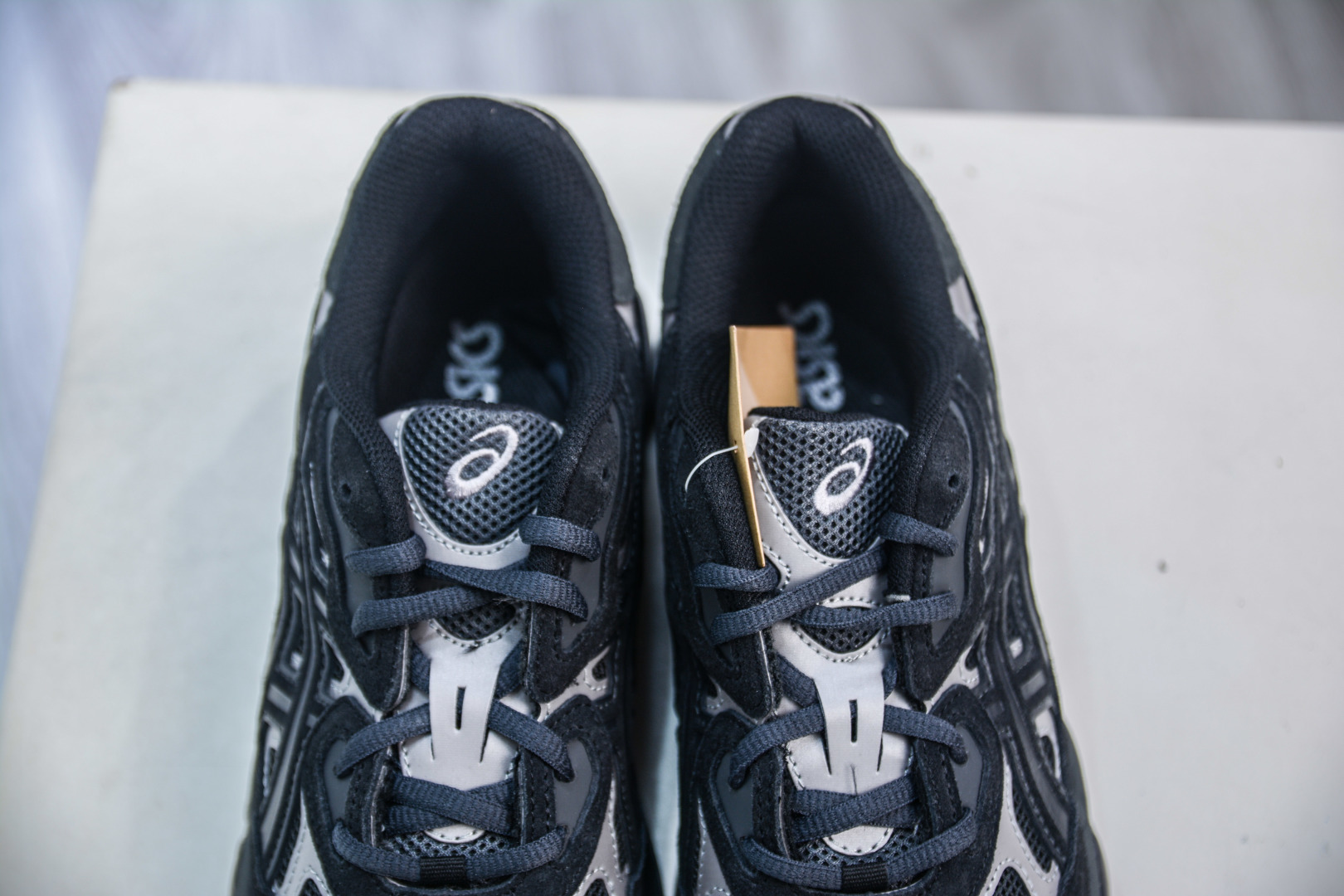 Asics GEL-NYC Men's Low-Top Sneakers – Cushioned, Breathable, and Durable 9 cmp i1756835809604 5855 0 7