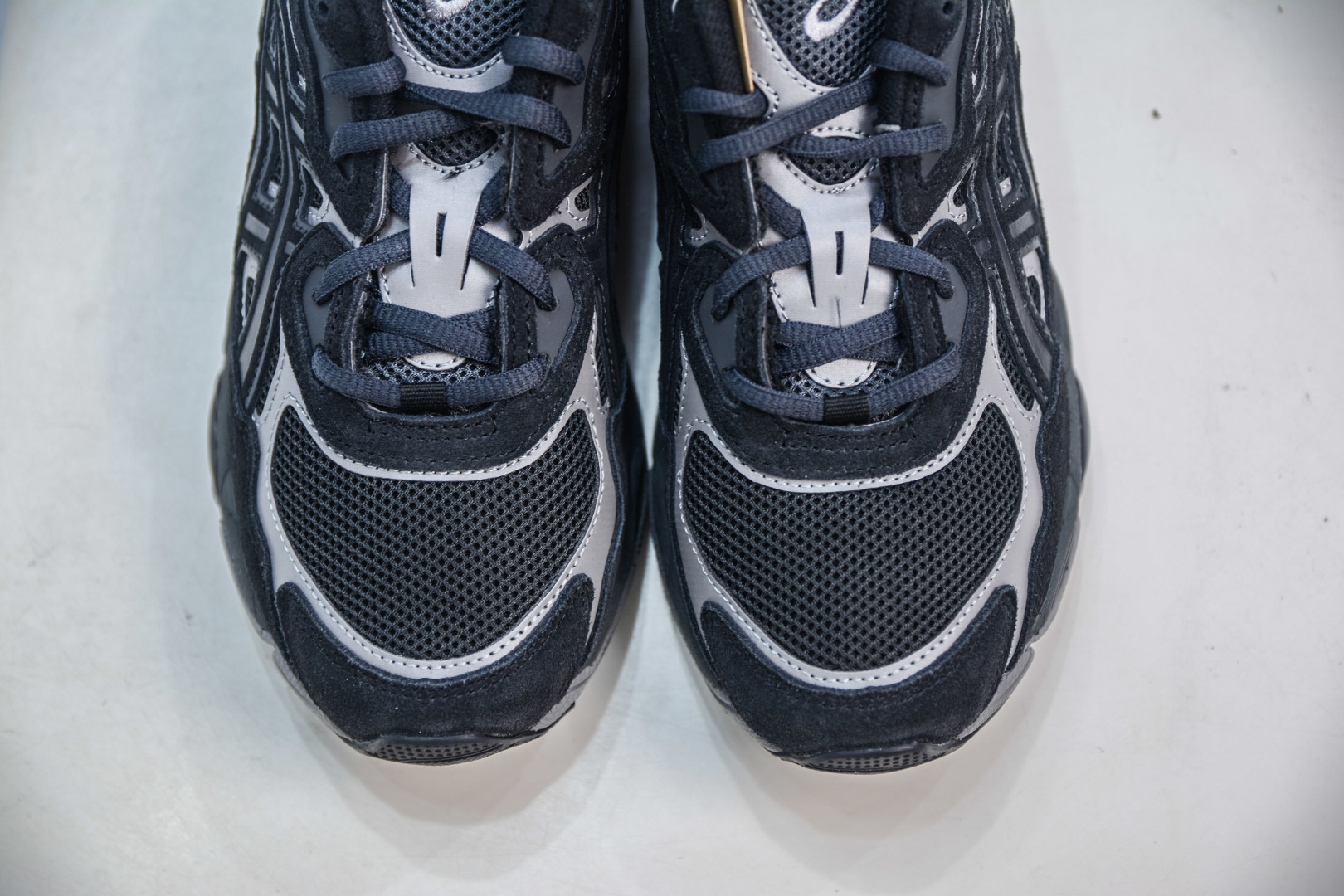 Asics GEL-NYC Men's Low-Top Sneakers – Cushioned, Breathable, and Durable 10 cmp i1756835810590 4210 0 8