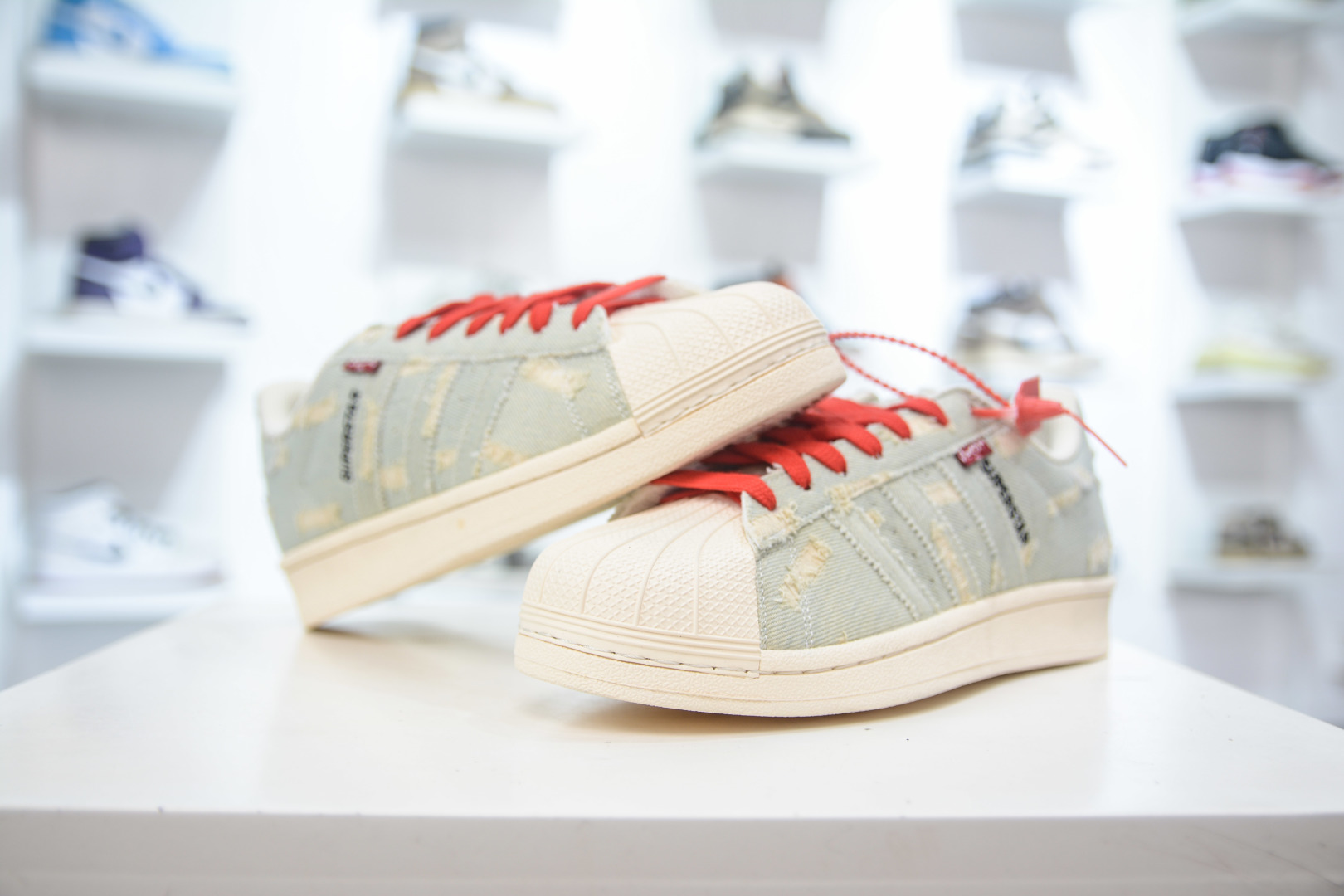 Levi's x Adidas Originals Superstar Denim Casual Sneakers - Limited Edition 4 cmp i1756912524489 825 0 3