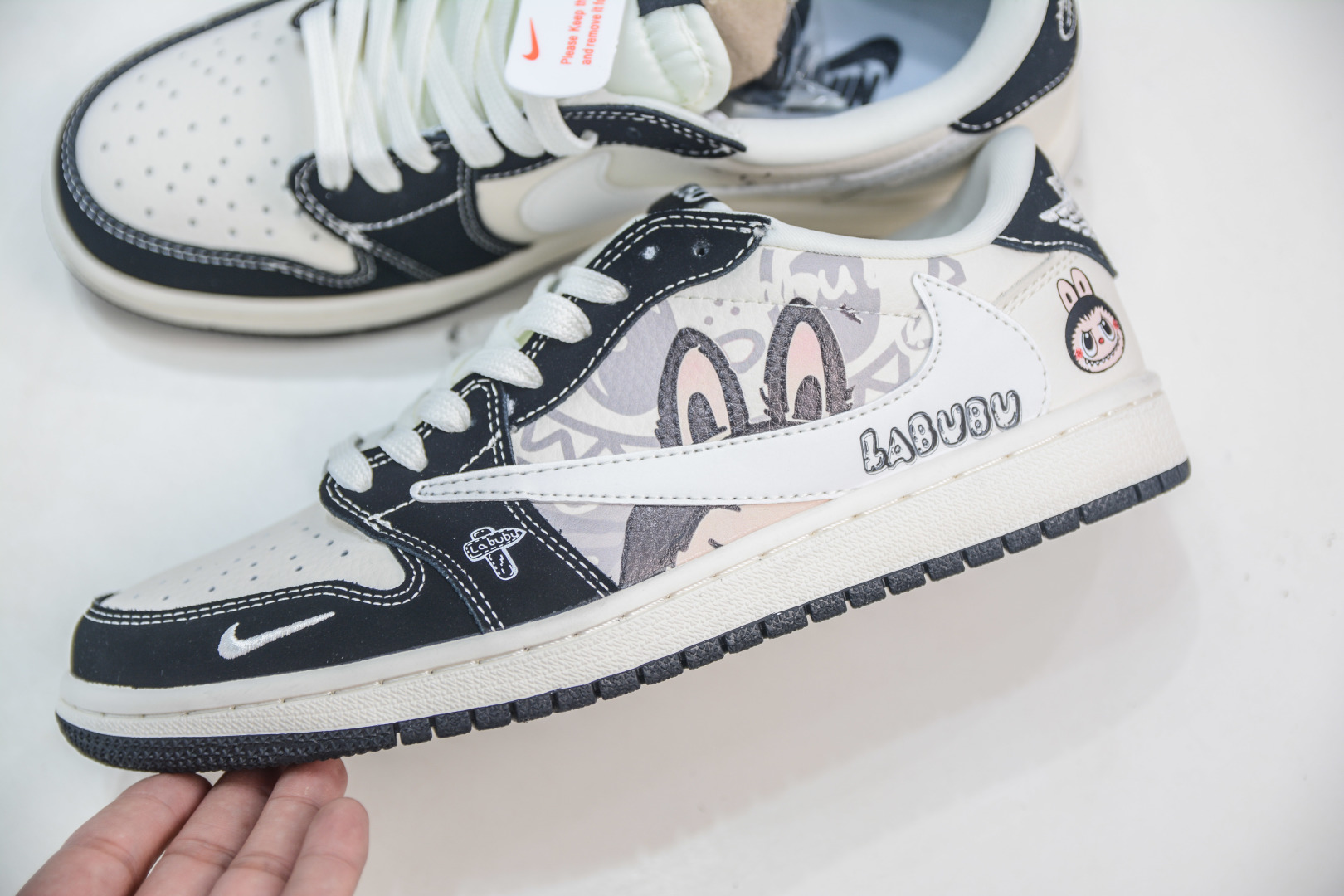 TS x Air Jordan 1 Low LABUBU - Gradient Black Sneakers 7 cmp i1756912603456 9202 0 6