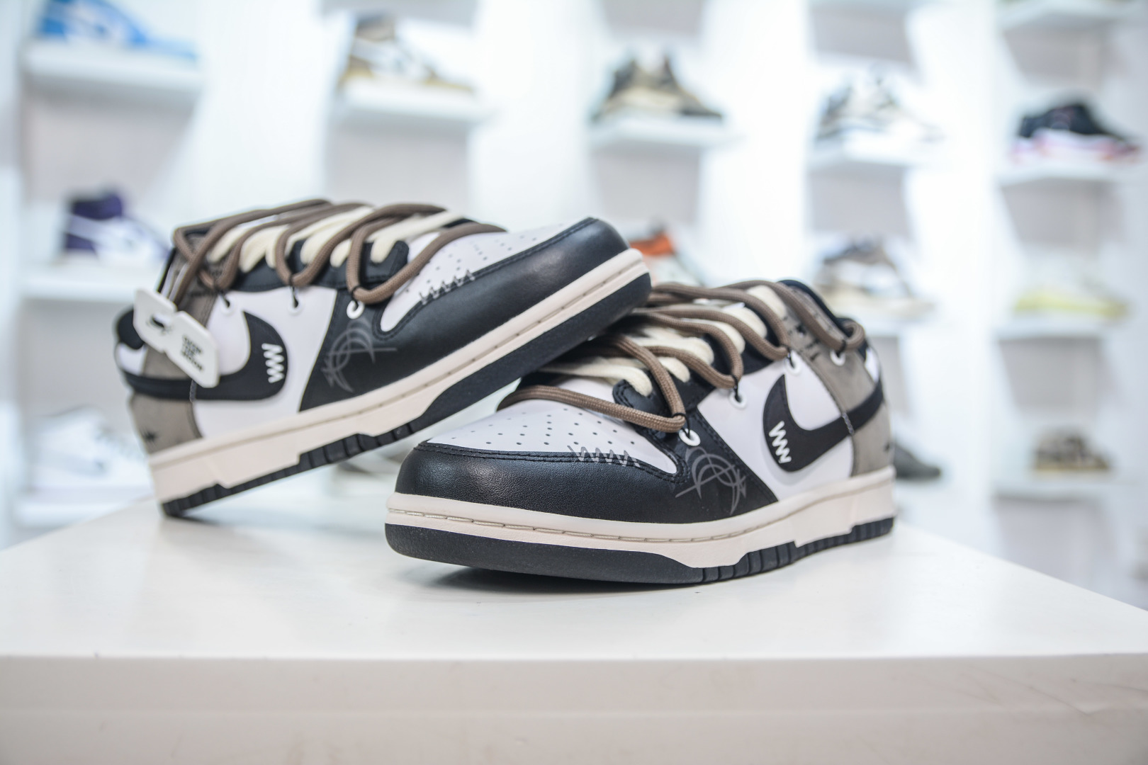Nike Dunk Low 'Moonlight Letter' Black Brown - Classic Style with Unique Details 5 cmp i1756912720713 7745 0 3