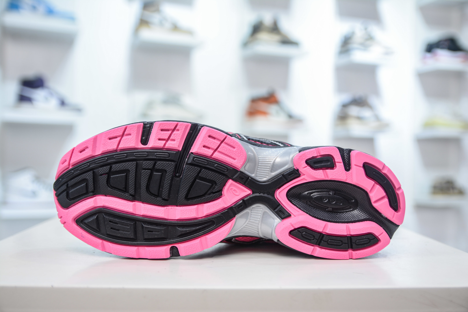 Asics Gel-1130 Pink & Black Running Shoes Lightweight & Breathable 6 cmp i1756912823227 824 0 4