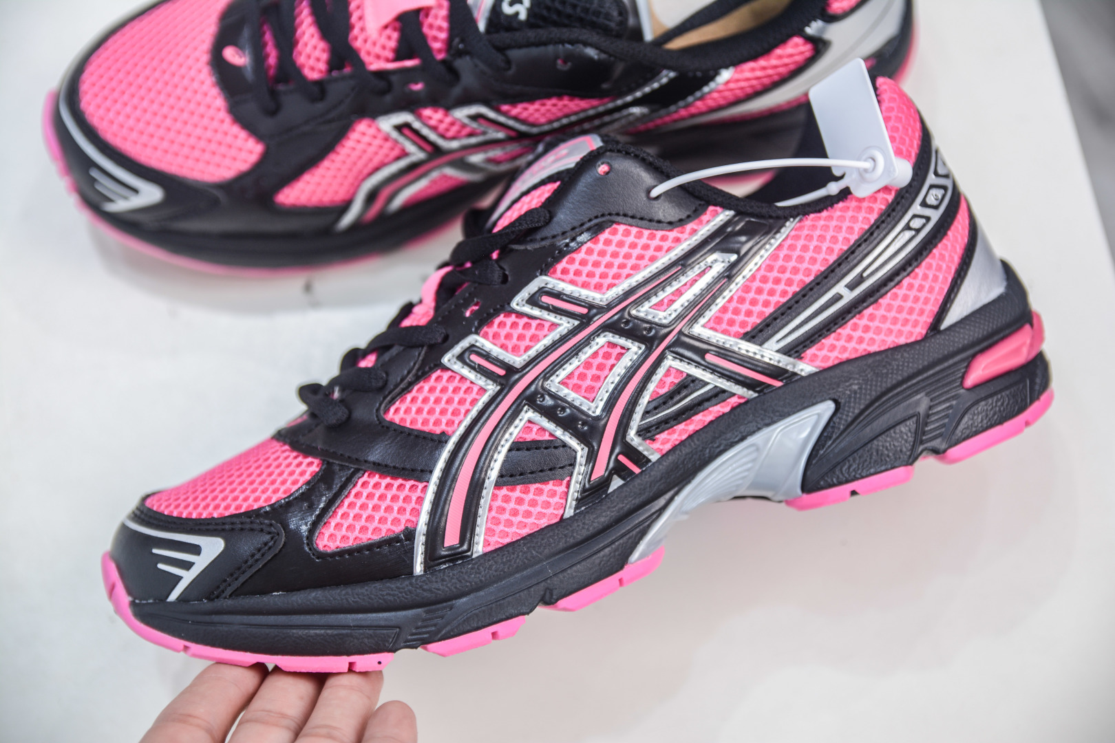 Asics Gel-1130 Pink & Black Running Shoes Lightweight & Breathable 8 cmp i1756912824425 7271 0 6