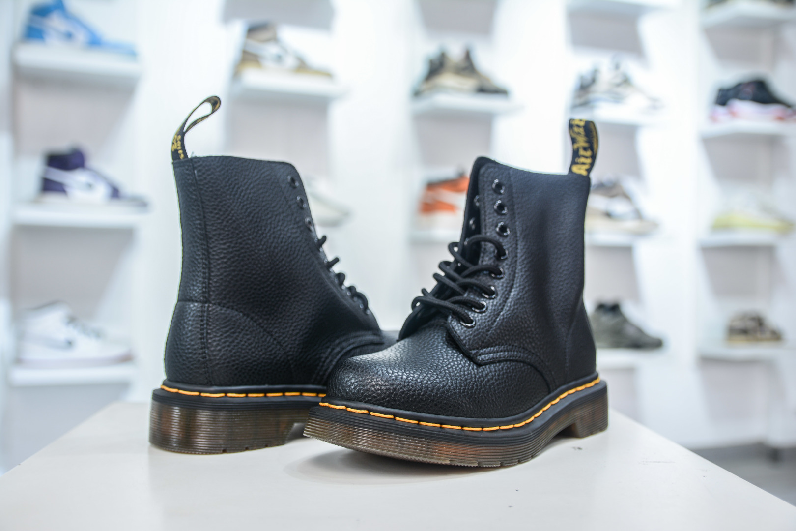 Dr. Martens 1460 Classic 8-Eye Black Leather Boots for Men and Women 5 cmp i1756912890318 589 0 3