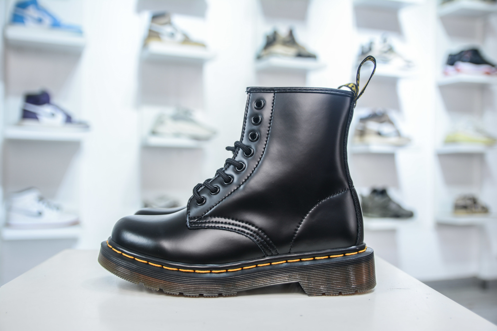 Dr. Martens 1460 Classic 8-Eye Leather Boot - Iconic Style & Durability 1 cmp i1756912944581 6260 0 0