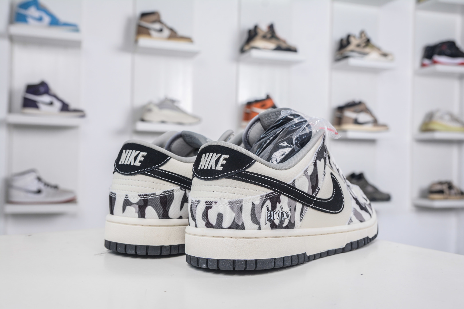 Nike SB Dunk Low x Fear of God FOG Collabo Black White Camo Sneakers 7 cmp i1757099534970 7248 0 5