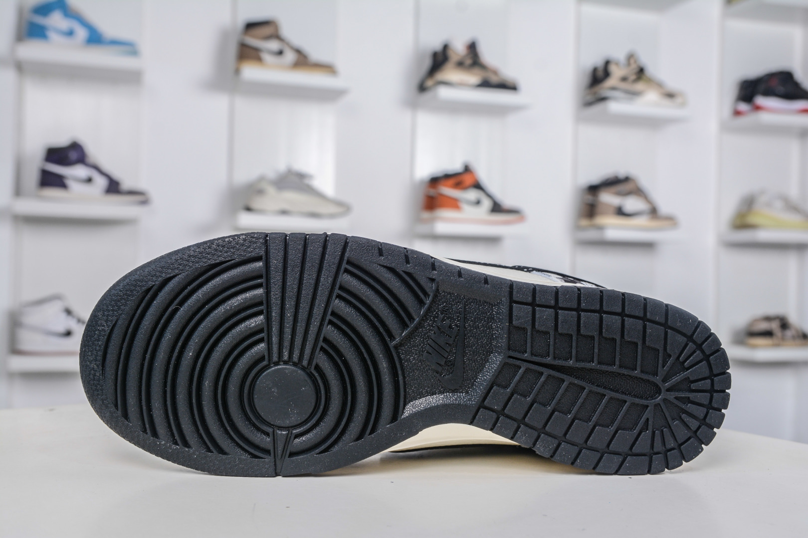 Nike SB Dunk Low x Fear of God FOG Collabo Black White Camo Sneakers 6 cmp i1757099535942 1734 0 4