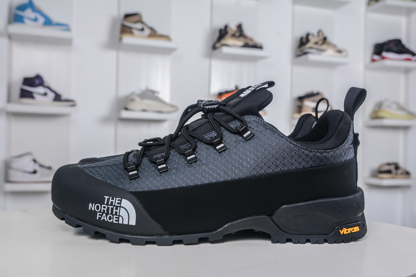 The North Face Men's Vectiv Exploris Futurelight Hiking Shoes - Excellent Traction 2 cmp i1757099984313 3397 0 0