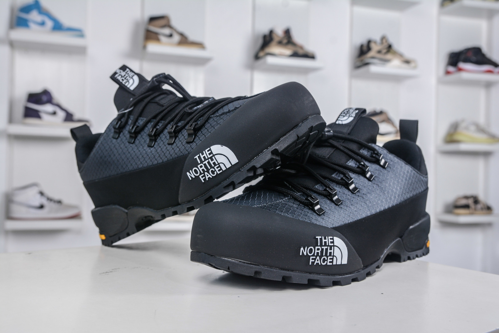The North Face Men's Vectiv Exploris Futurelight Hiking Shoes - Excellent Traction 5 cmp i1757099985611 2960 0 3