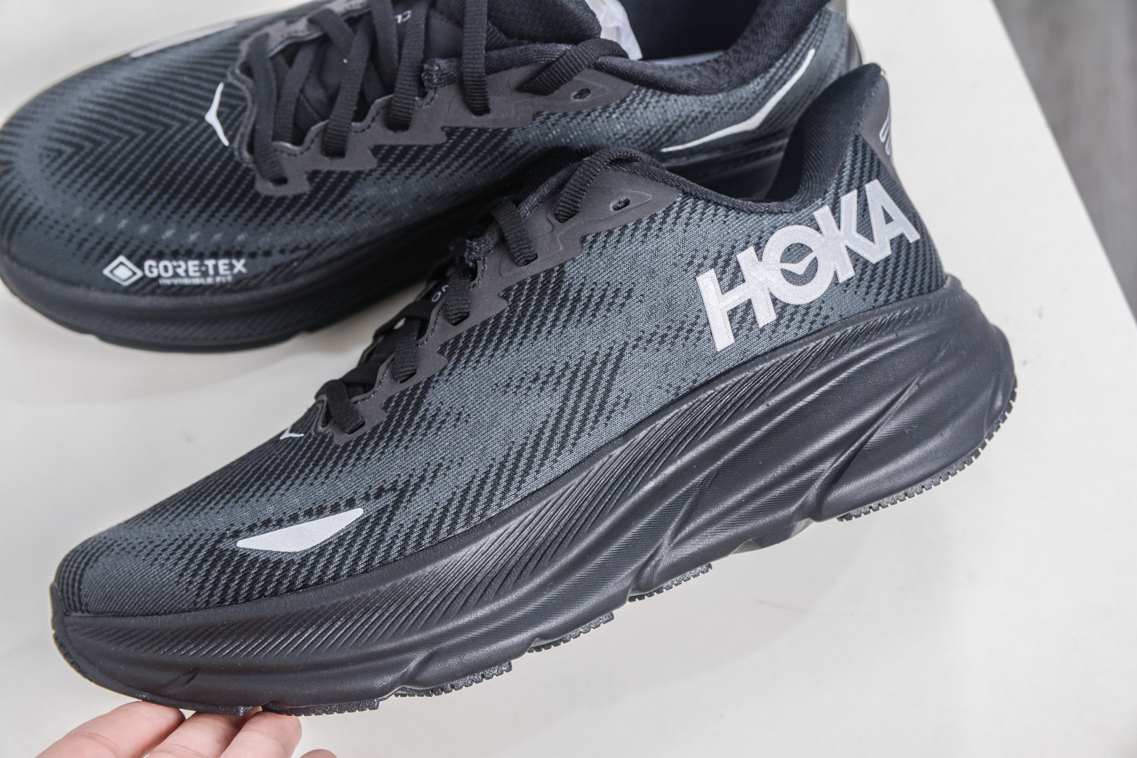 Hoka One One Clifton 9 GTX: Lightweight, Waterproof Running Shoes 8 cmp i1757100375703 9021 0 6
