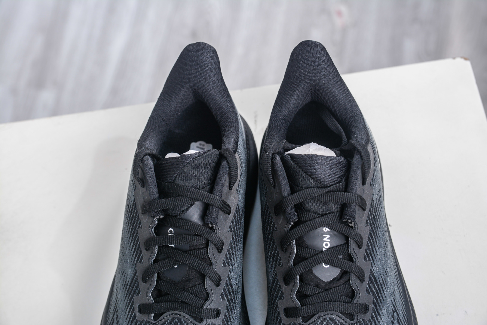 Hoka One One Clifton 9 GTX: Lightweight, Waterproof Running Shoes 9 cmp i1757100375706 6895 0 8